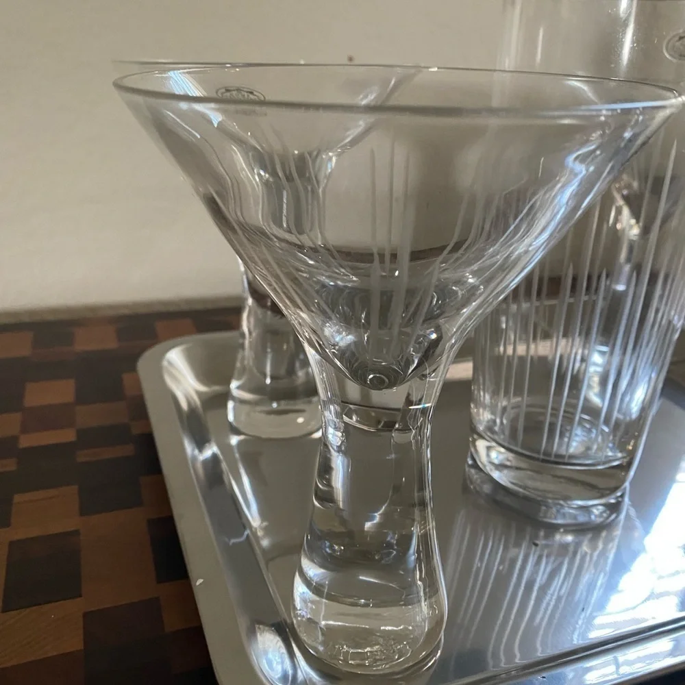 Home Essentials Hex 11  Set 4 Martini Etched Glasses Cocktail Shaker and Tray